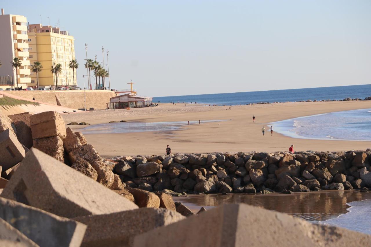 Apartamento Del Rio Playa Cádiz Exteriör bild