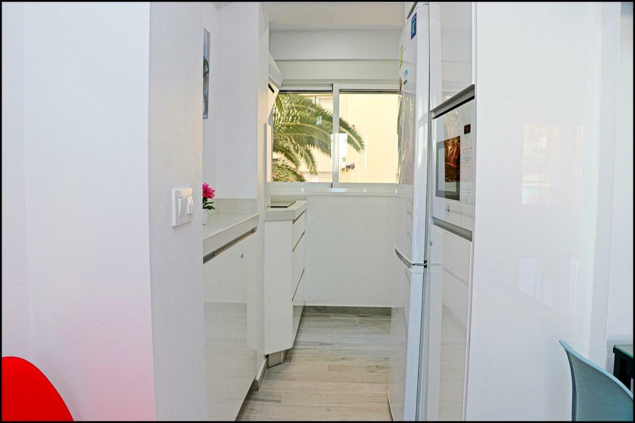 Apartamento Del Rio Playa Cádiz Exteriör bild
